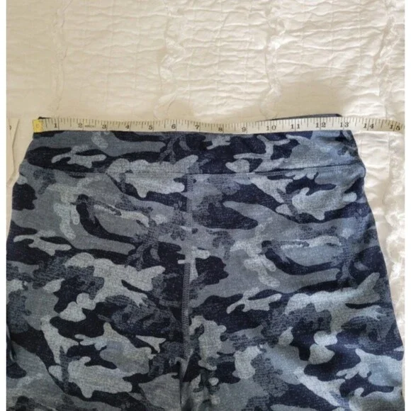 Wonderly studio yummy blue camo leggings - Picture 4 of 6